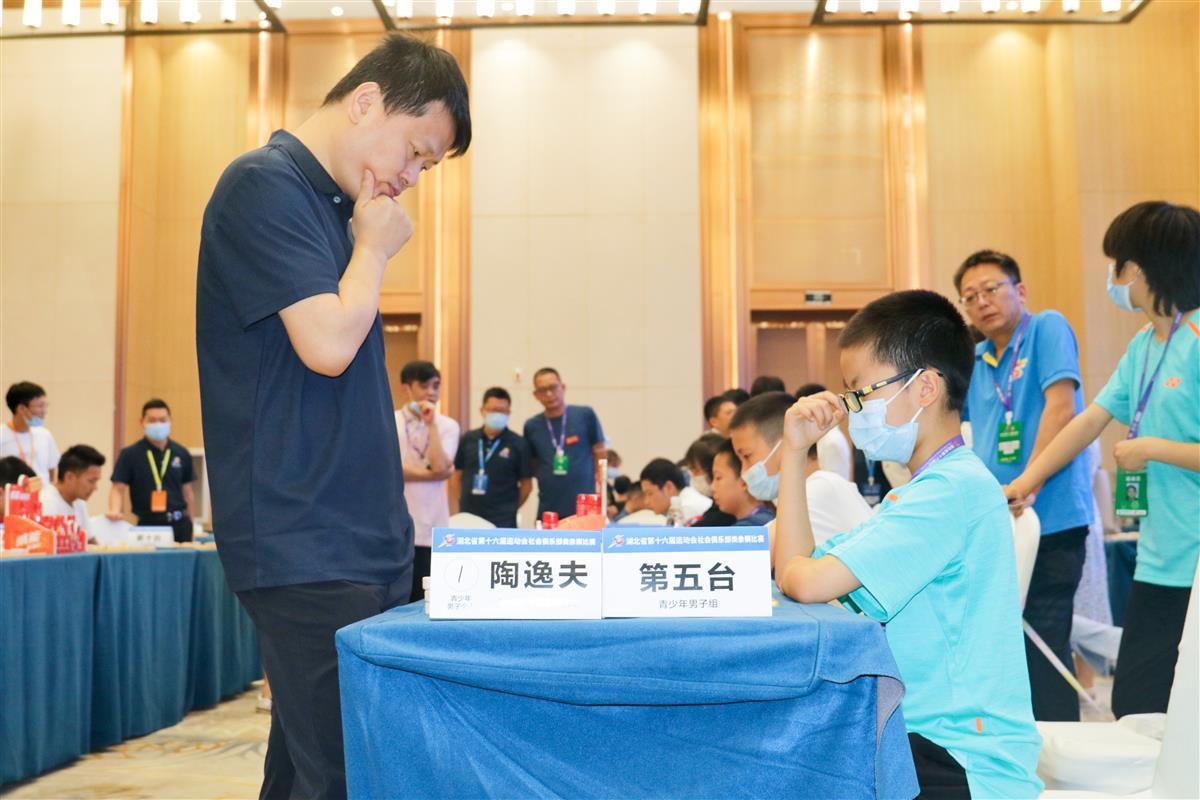 优选推荐“众亿棋牌辅助器开挂”其实确实有挂 