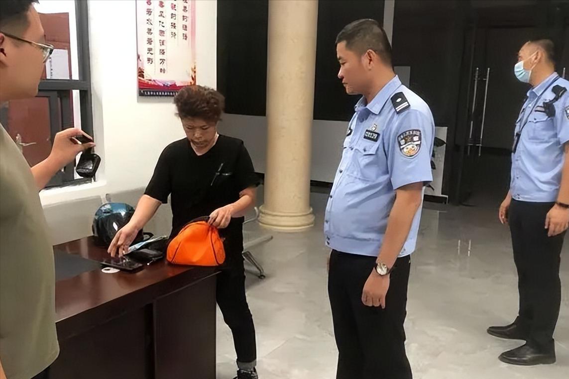 重庆休闲麻将有挂吗（重庆约麻将）