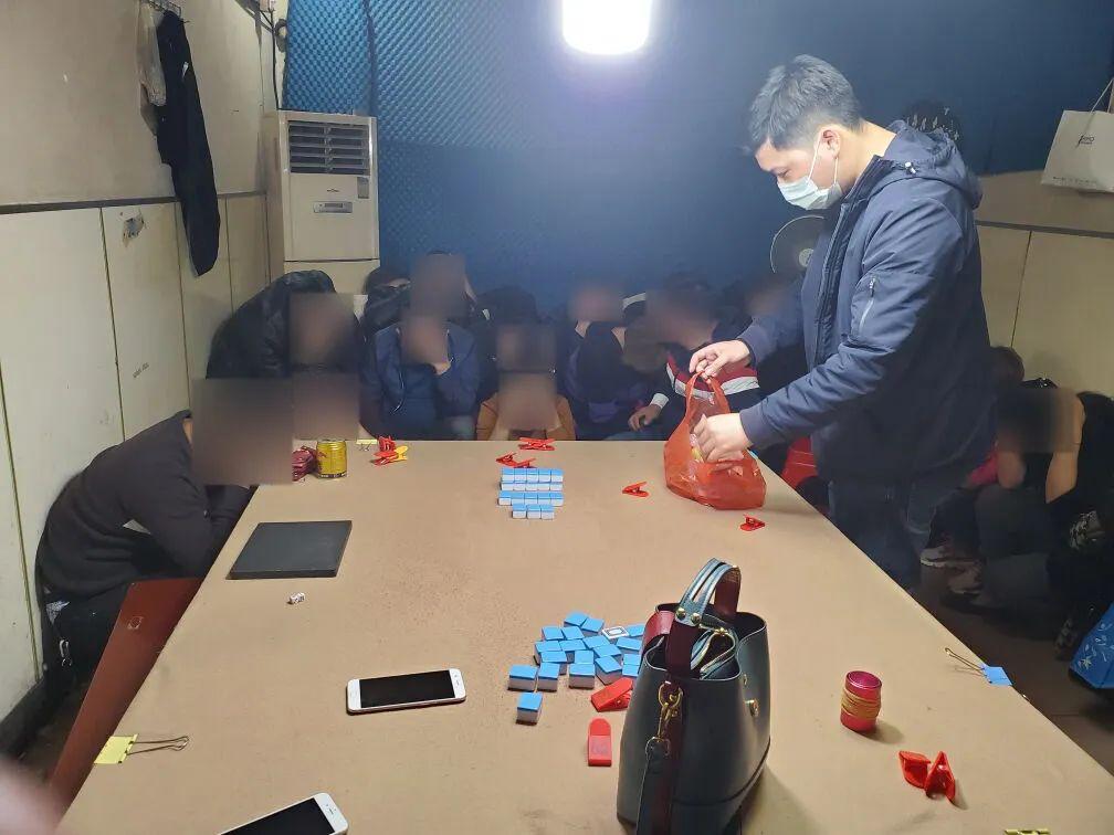 优选推荐“微信小程序卡五星麻将能不能开挂”-太坑了原来有挂