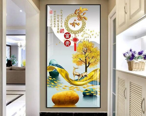 进门正对的墙挂摇钱树画（入门正对摇钱树）