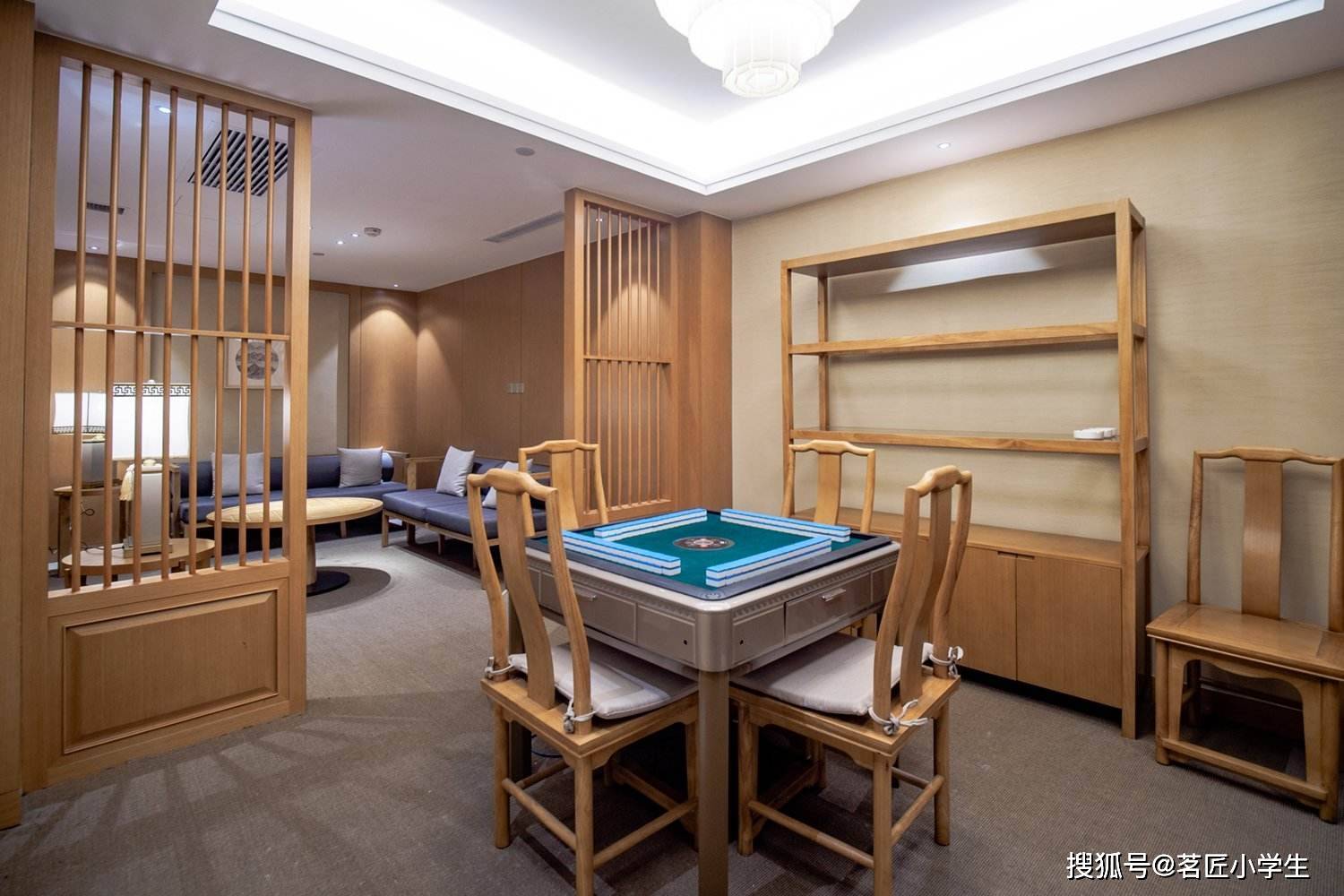 棋牌室一般挂什么字（棋牌室挂什么字吉利）