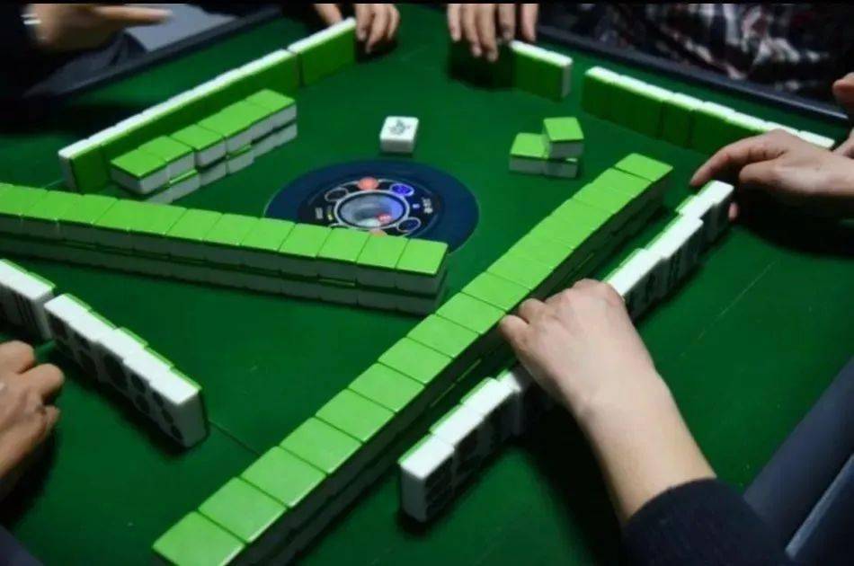 火爆全网!九九山城麻将有规律吗”详细教程辅助工具