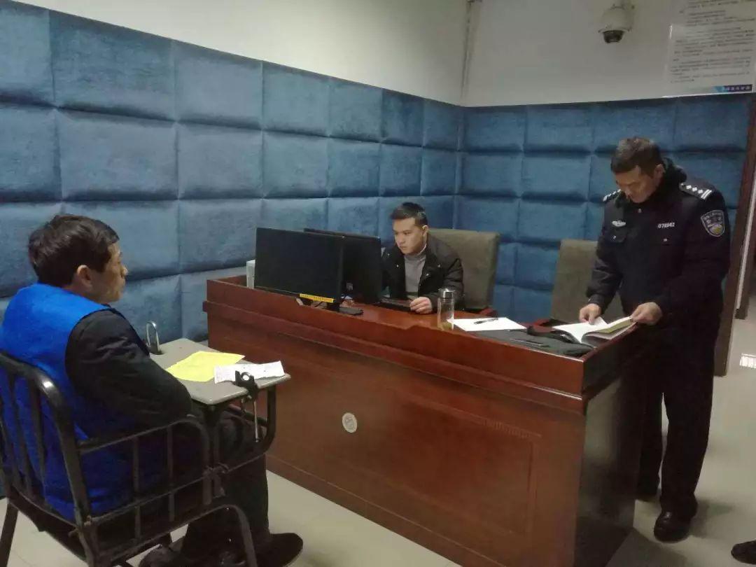 我来教教大家“纸牌押宝猜单双有哪些仪器设备《新浪科技 讲解窍门》