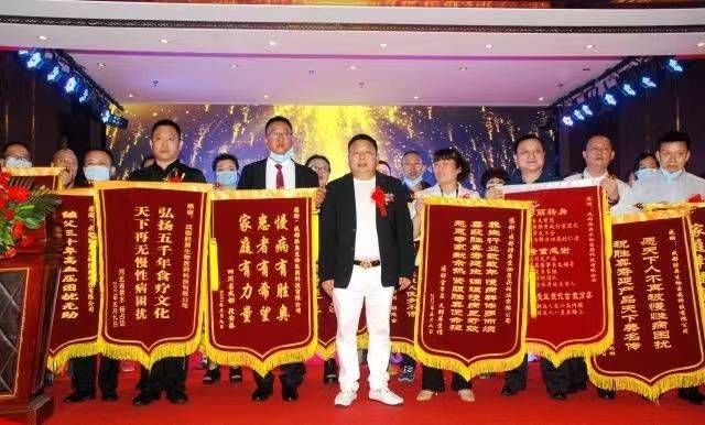 教程辅助“三公大吃小发大牌三招工具讲解—详细解说+新浪科技
