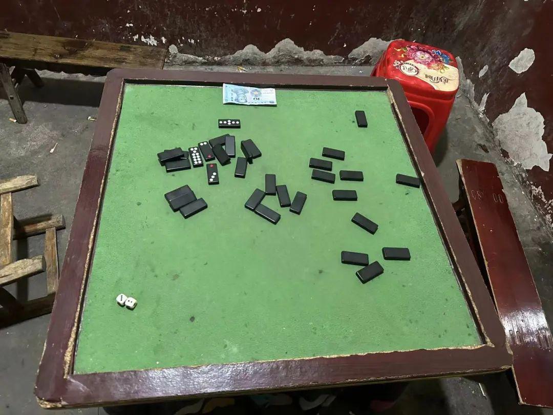 优选推荐“打牌九报点仪器设备_《爱问知识人 使用说明》