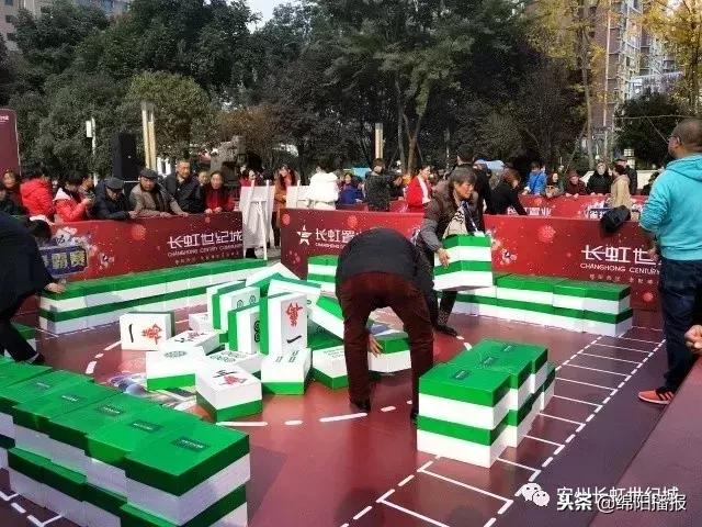 雀神广东麻将神器软件先用后付(揭秘微信里专用神器)