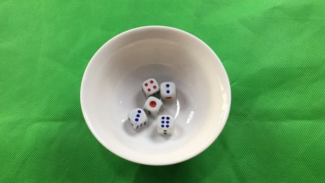 必看盘点揭秘!提前知道普通瓷杯碗内的色子点数《新浪科技 讲解窍门》