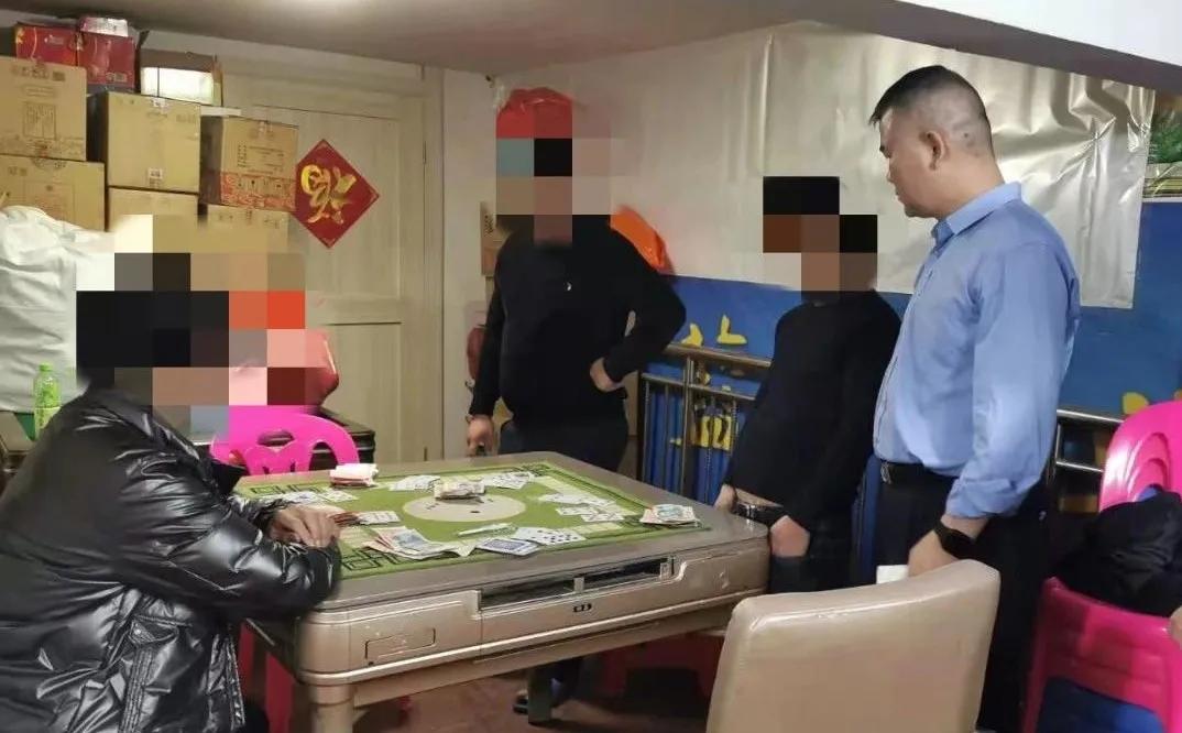玩家必备攻略“5张牌斗牛扑克牌窍门_《爱问知识人 使用说明》