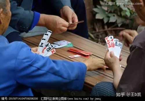 我来教教大家“实用普通扑克牌玩三公听牌仪器—详细解说+新浪科技