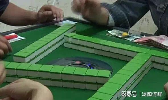 仁怀手机麻将助赢神器(揭秘手机上助攻神器)